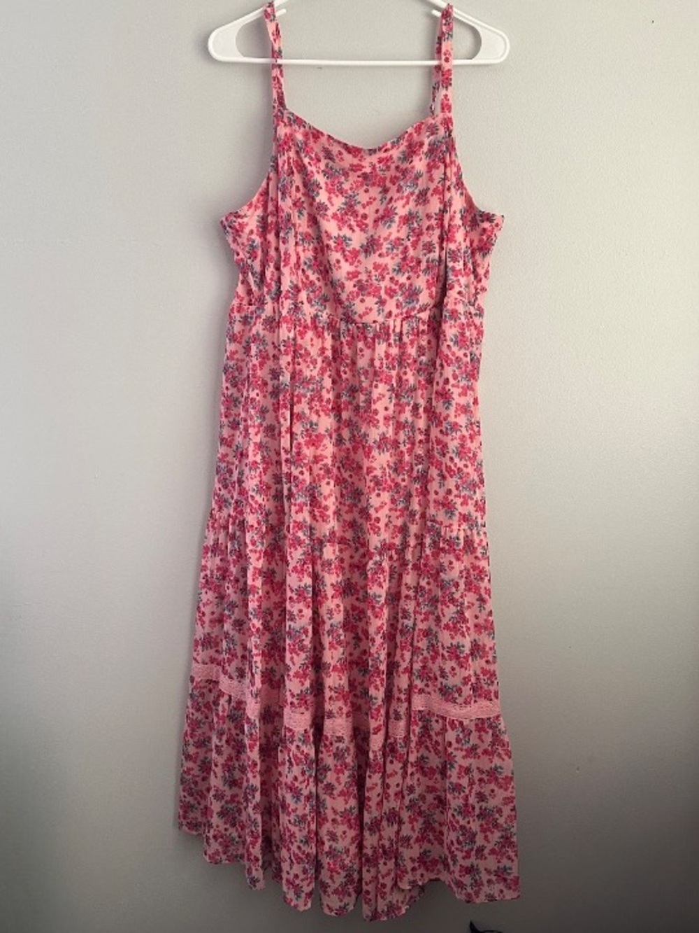Torrid 2 pink floral midi dress chiffon tiered smocked summer 2x 2xl
